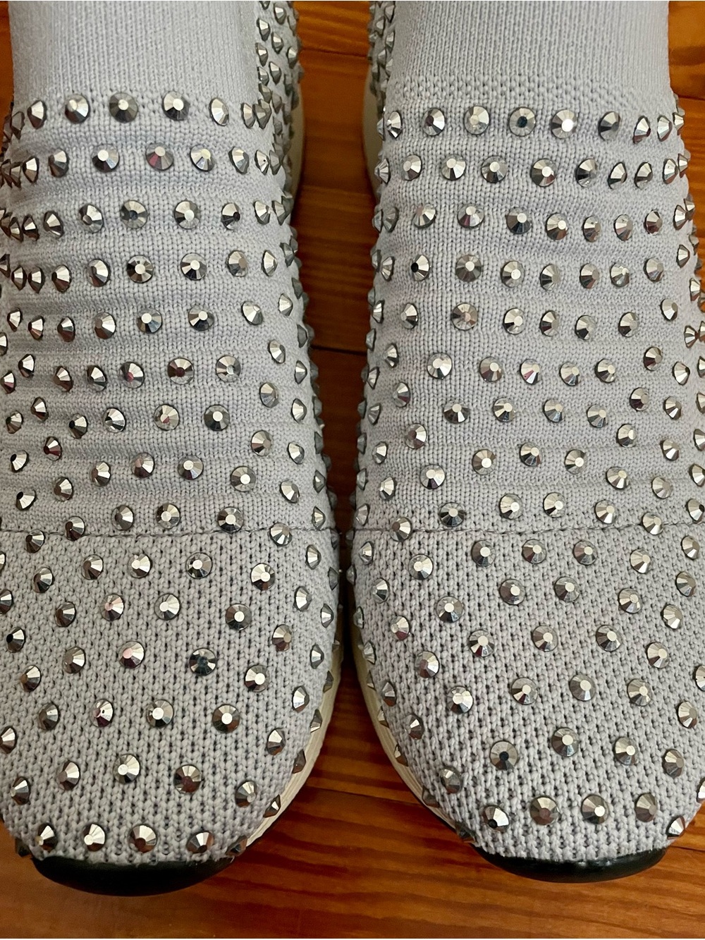 Kenneth Cole Reaction Studded Sneakers 7.5 - Picture 6 of 7